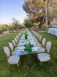 تاجير كراسي وطاولات كوكتيل